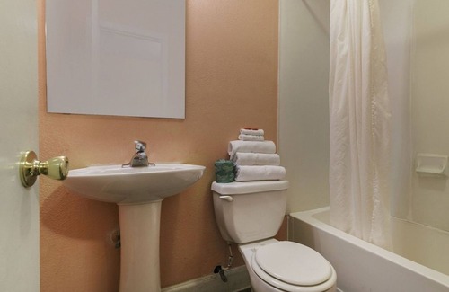 Myrtle Beach Hotel | OYO Hotel Myrtle Beach Kings Hwy