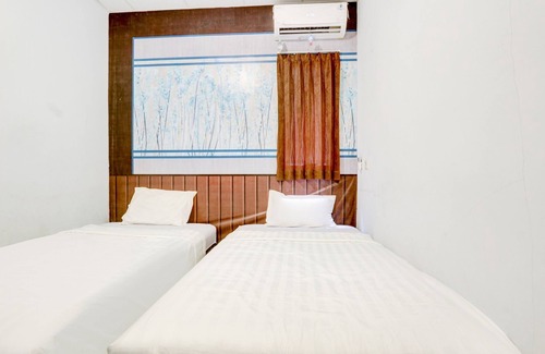 Semarang Hotel | OYO Life 90388 De'leota