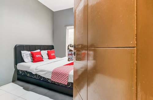 Ngaglik Hotel | OYO Life 91239 Kost Rosandy House Yogyakarta