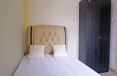 Jambi Hotel | OYO Life 92632 Kost Pondok Kito