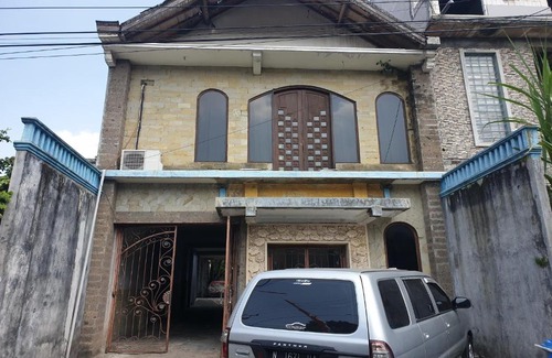 Malang Hotel | OYO Life 92842 Homestay Balearjosari