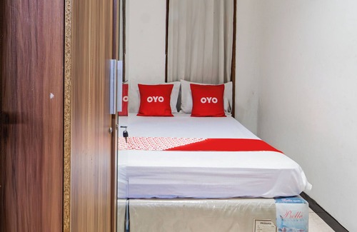 Surabaya Hotel | OYO Life 93978 Wisma Homestay Syariah
