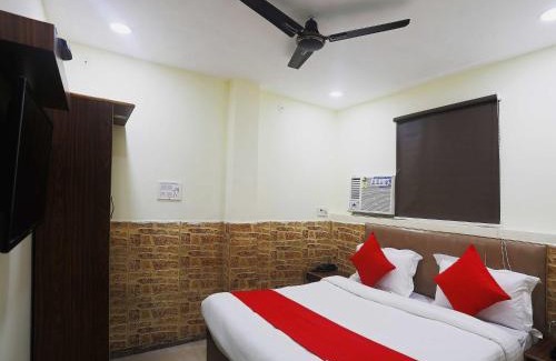 Delhi Hotel | OYO Mannat Inn