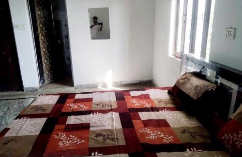 Aligarh Hotel | OYO SPOT ON Raj Shree Palace