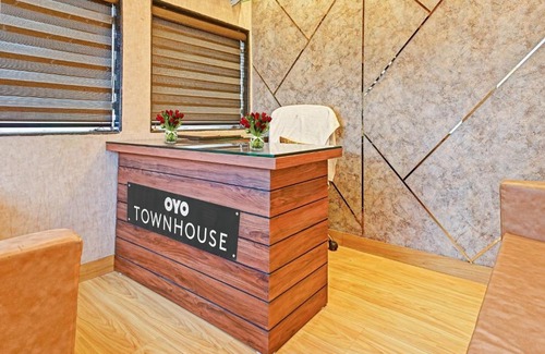 Kalyanpur Hotel | OYO Townhouse 1083 Hotel Tribhuvan