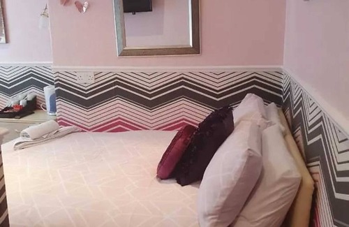 Blackpool Town Center Hotel | OYO Wynnstay Hotel