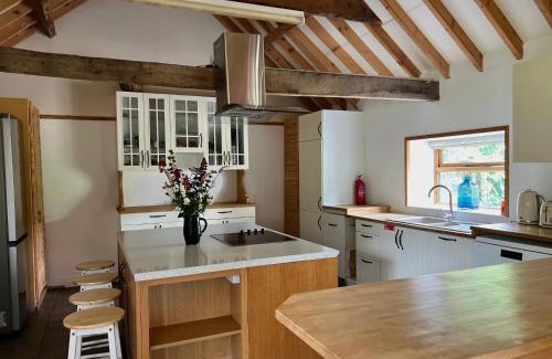 Roughton Casa | Oyster Barn sleeps six, North Norfolk