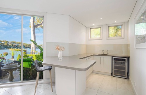 Oyster Bay Casa | Oyster Bay · Luxury House Pier & Seaview