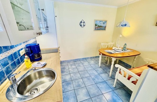 Warnemuende Apartamento | Oyster, directly on the Alter Strom