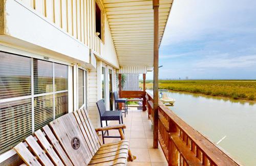 Port Isabel Casa | Oyster Drive Bungalow