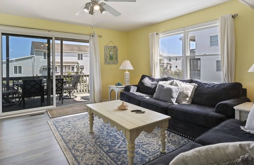 Chincoteague Cabaña | Oystercatcher - Pet Friendly and Great Views!