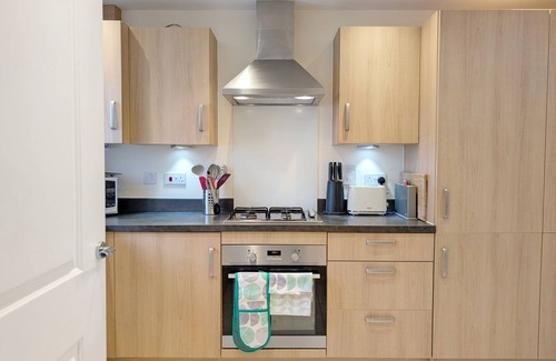 East Wittering Cabaña | Oysters - a family house that sleeps 6 guests in 3 bedrooms