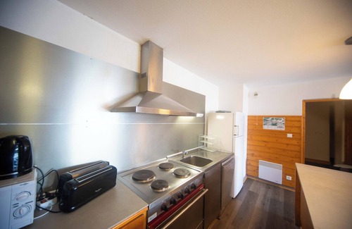 Oz Chalet De Esquí | Oz/Alpe dHuez 230m slopes, up to 25 pers, Jacuzzi, rooms with bathroom