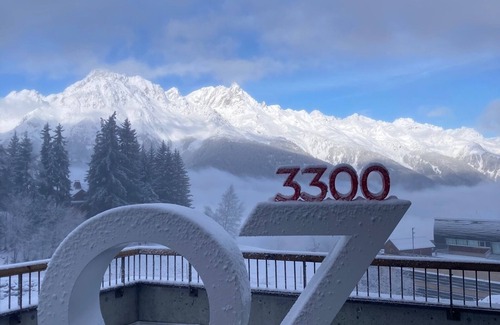 Oz Chalet De Esquí | Oz/Alpe dHuez 230m slopes, up to 25 pers, Jacuzzi, rooms with bathroom