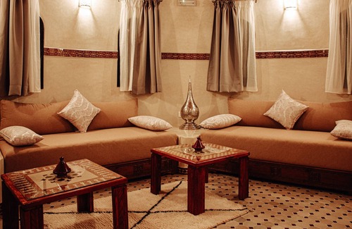 Tarmigt Hotel | OZ Palace