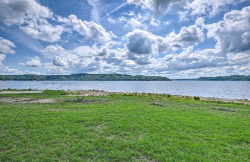 Lost Bridge Village Casa | Ozarks Family Retreat with Beaver Lake Access!
