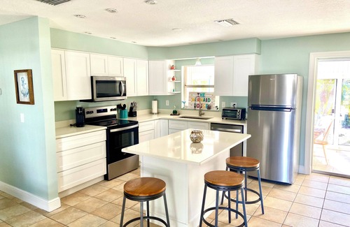 Ozona Casa | Ozona Waterfront Mermaid House