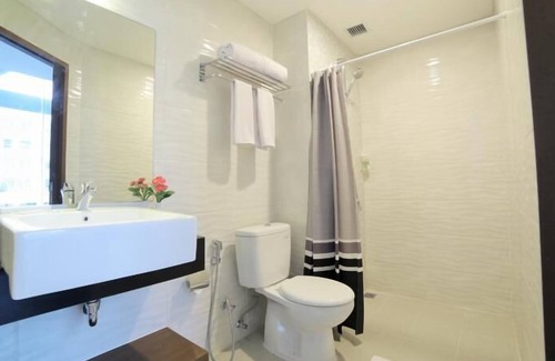 Pantai Indah Kapuk Hotel | Ozone Hotel Pantai Indah Kapuk