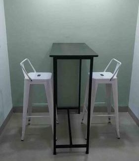 Koregaon Park Apartamento | Ozone Pvt Studio Apt with Balcony in Koregaon Park Near Osho Ashram