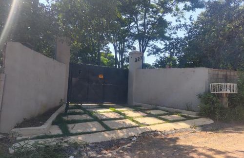 Cabreuva Apartamento | Pássaros e Flores