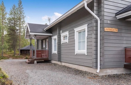 Akaslompolo Casa | Päivänsäde 8 lapinkulta by Interhome