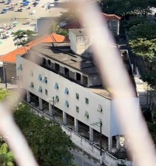 Morro do Maluf Apartamento | Pé na Areia em Pitangueiras