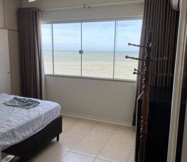 Picarras Apartamento | Pé na areia incrível