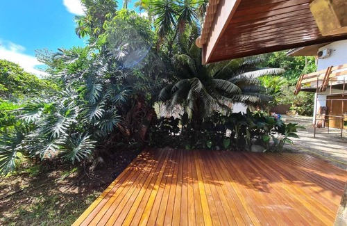 Praia da Enseada Casa | pé na Areia - Paraíso na Praia da Enseada em Ubatuba