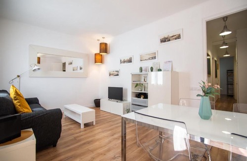 El Poble-sec Apartamento | P2VIIV1042 Modern & Cozy Apartment Poble Sec