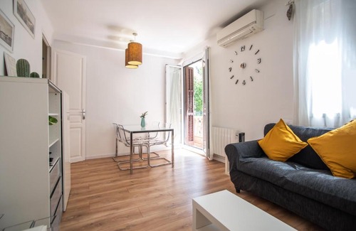 El Poble-sec Apartamento | P2VIIV1042 Modern & Cozy Apartment Poble Sec