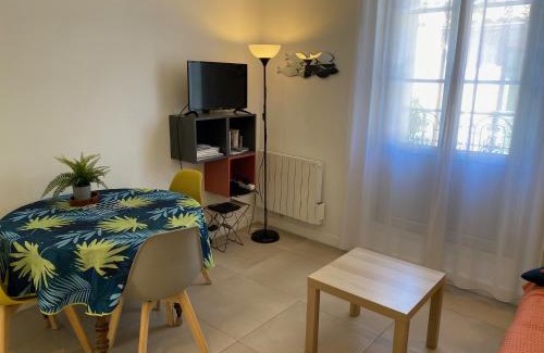 Les Arceaux Apartamento | P3, 2 bedrooms, quiet, Montpellier city center