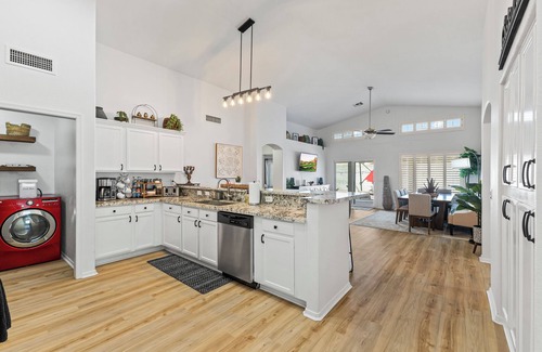 Arrowhead Shores Casa | P83/PeoriaSportsComplex/Theater/Pool/PuttingGreen/Gym/4bd2ba/AC/Oasis