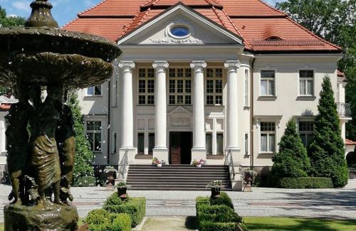 Tlokinia Koscielna Complejo | Pałac Tłokinia