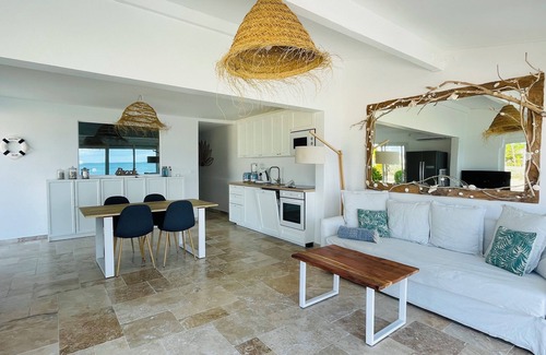 Nettle Bay Apartamento | "Paradise Beach - Impressive 2 bedrooms seafront
