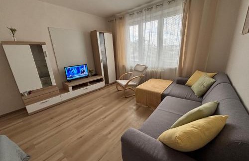Sever Apartamento | PA - Peaceful Parkside Apartment