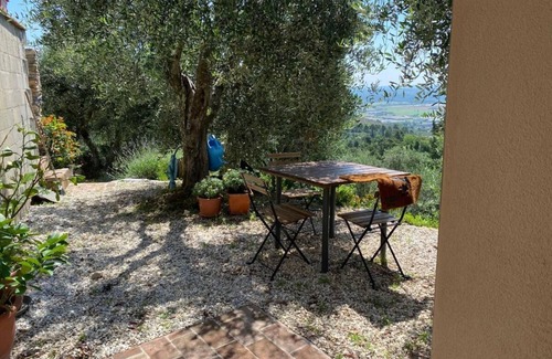 Buti Casa | PACE E TRANQUILLITA' NON LONTANO DA PISA LUCCA E FIRENZE