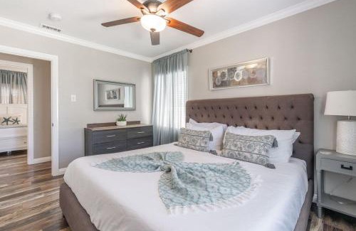 North Pacific Beach Casa | Pacific Beach Bungalow Just Steps to Beach