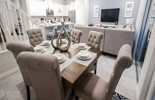Davenport Casa | Pacific Brand New 5BR TH Pool in Windsor Island