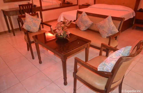 Balibago Hotel | Pacific Breeze Hotel and Resort