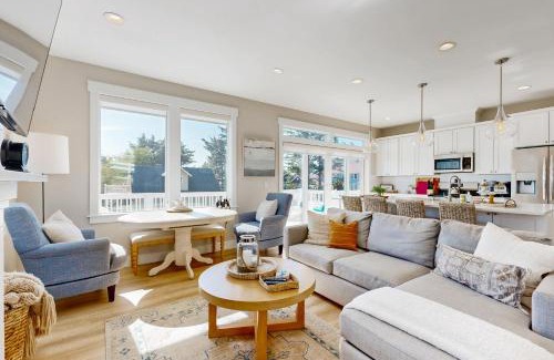 Nelscott Casa | Pacific Breeze