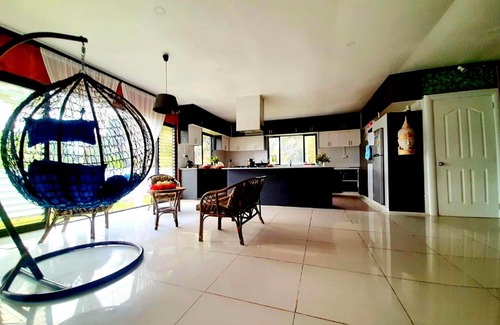 Pacific Harbour Casa | Pacific Harbor Eco Villa and Shark Dive Accomodations