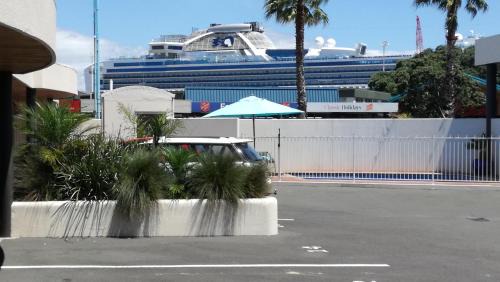 Mount Maunganui Hotel | Pacific Motor Inn