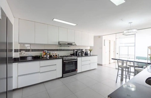 Armendáriz Apartamento | Pacific Ocean luxury 4BR/3.5BA Terrace Larcomar JW Marriott