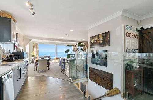 Houghton Bay Casa | Pacific Oceanfront home near airport with stunning views