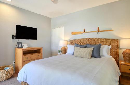 Oceano Casa | Pacific Plaza #105 Studio - Oyster Outlook - StudioD-King
