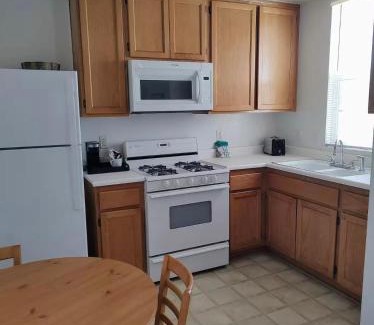 Oceano Casa | Pacific Plaza #306 - Ocean View Condo - 1BdrmD-2Q