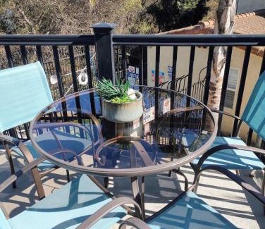 Oceano Casa | Pacific Plaza #409 - Peaceful Pearl - 1BdrmUp-K-QSofa