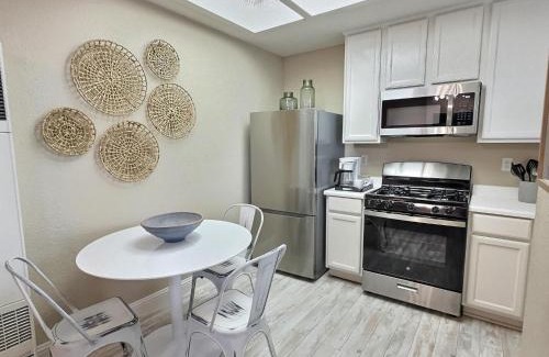 Oceano Casa | Pacific Plaza #508 - Tranquil Retreat - 1BdrmUp-2Q