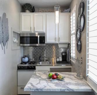 Oceano Casa | Pacific Plaza #606 - Beach Birds Studio - StudioD-K