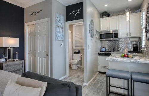 Oceano Casa | Pacific Plaza #606 - Beach Birds Studio - StudioD-K